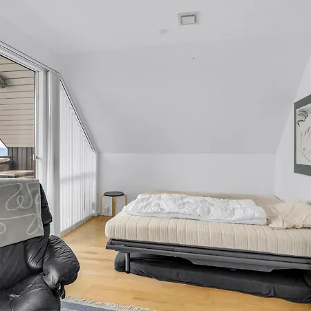 2 Bedroom Gorgeous In Tranekær