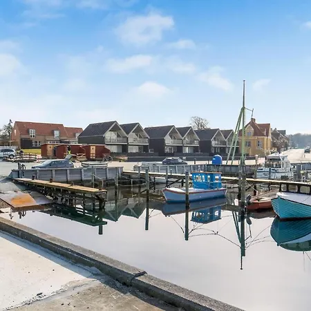 Vakantiehuis 2 Bedroom Gorgeous In *